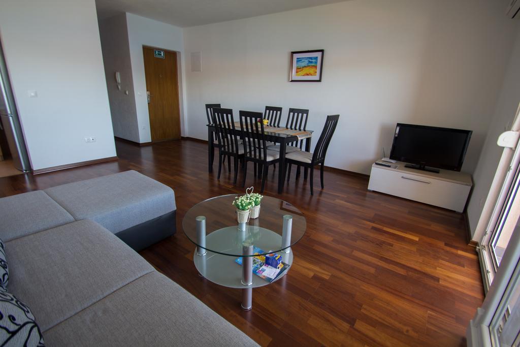 Apartments Kelic 트로기르 객실 사진