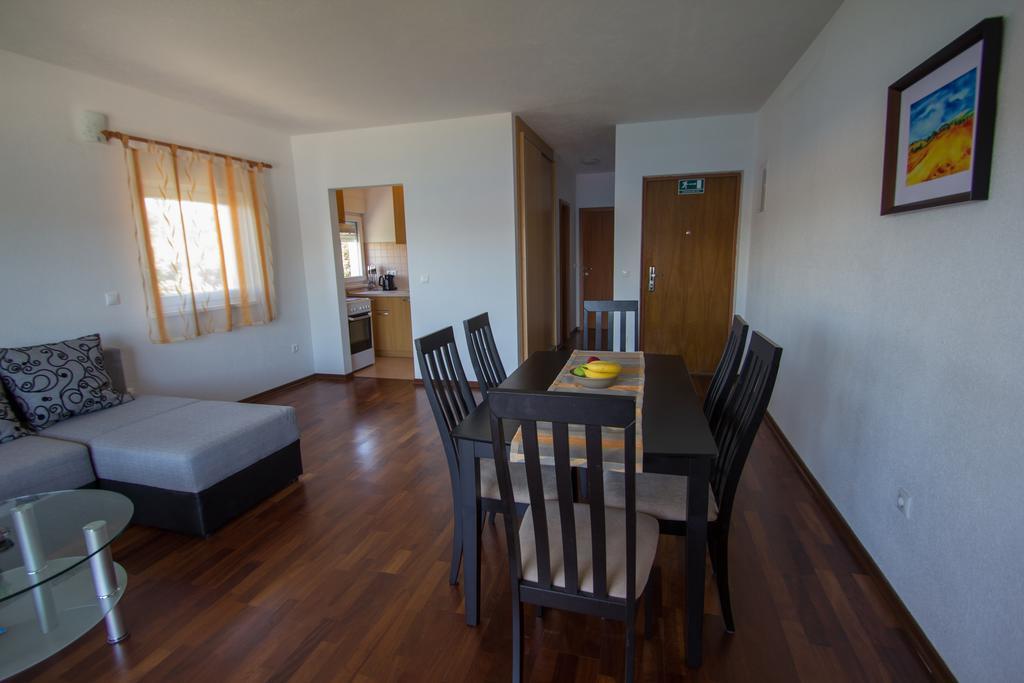 Apartments Kelic 트로기르 객실 사진