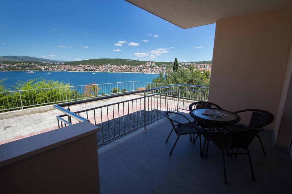 Apartments Kelic 트로기르 객실 사진