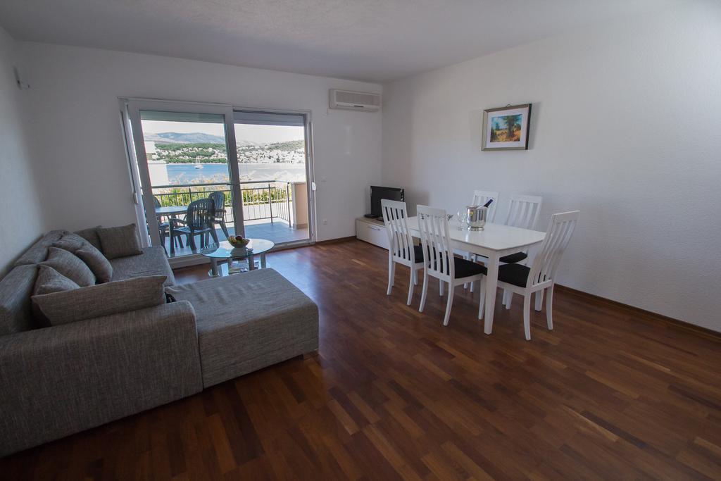 Apartments Kelic 트로기르 객실 사진